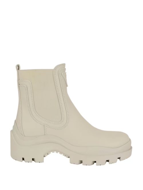 Yesses Signature Chelsea Booties